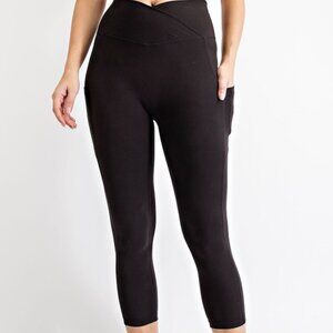 V Waist Capri Length Leggings
